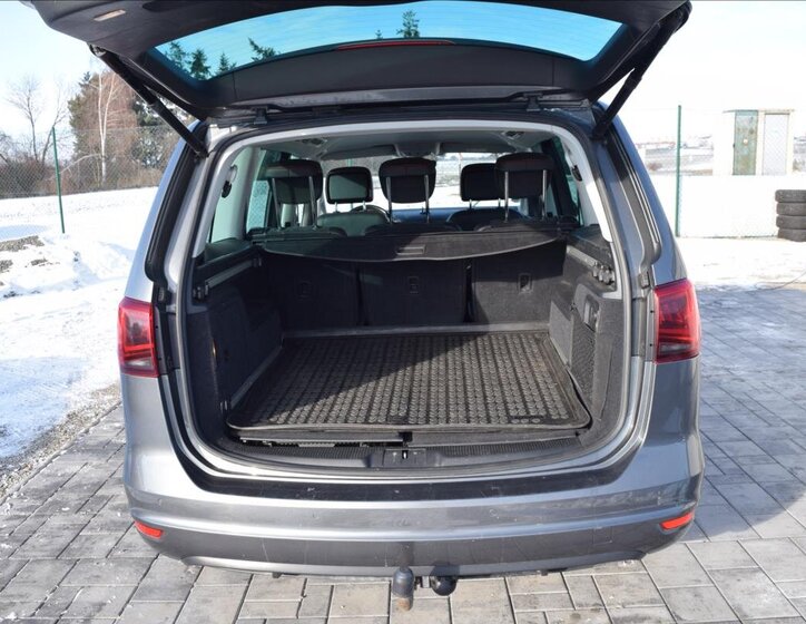 Seat Alhambra Kombi 2,0 l 135 kw