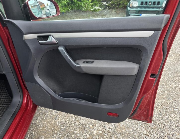 Volkswagen Touran Kombi 2,0 l 80 kw