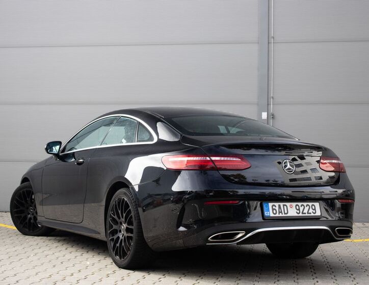 Mercedes-Benz Třídy E 7