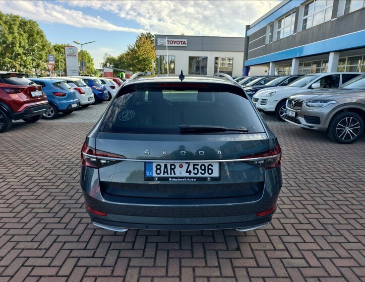 Škoda Superb Kombi 2,0 l 140 kw