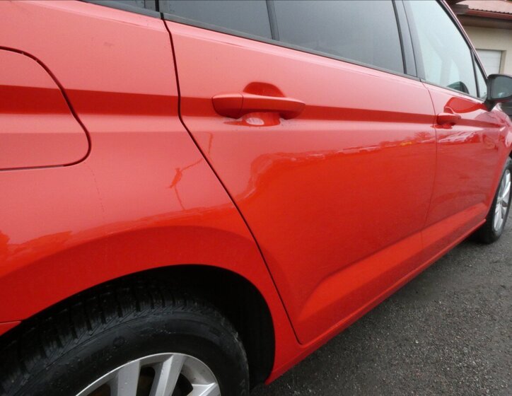 Volkswagen Touran 13