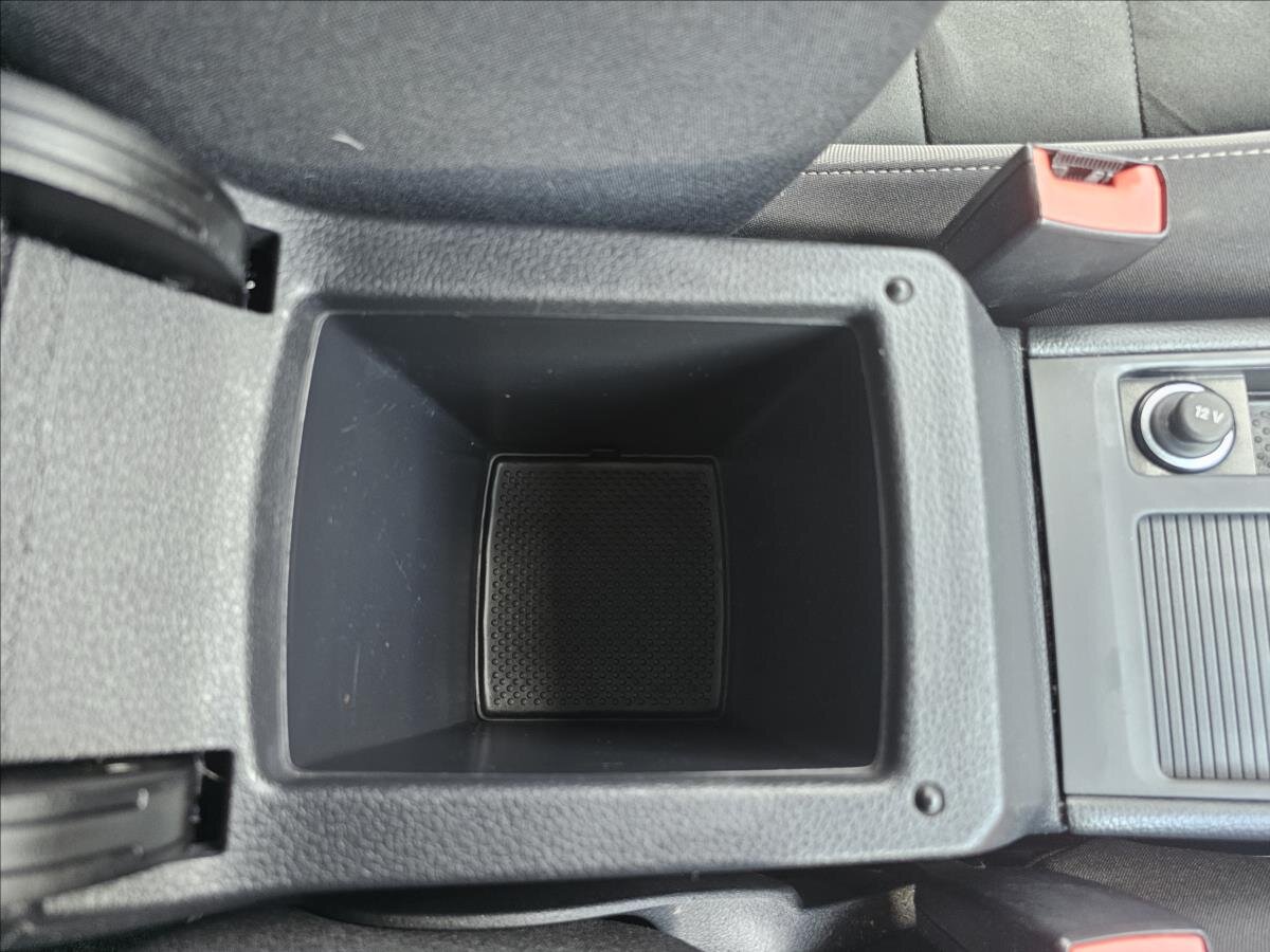 Volkswagen Golf Kombi 2,0 l 110 kw