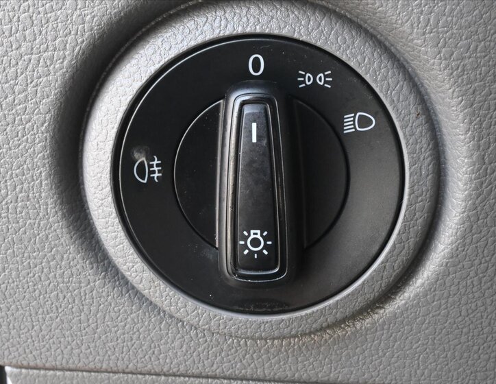 Volkswagen Crafter Skříň 2,0 l 103 kw