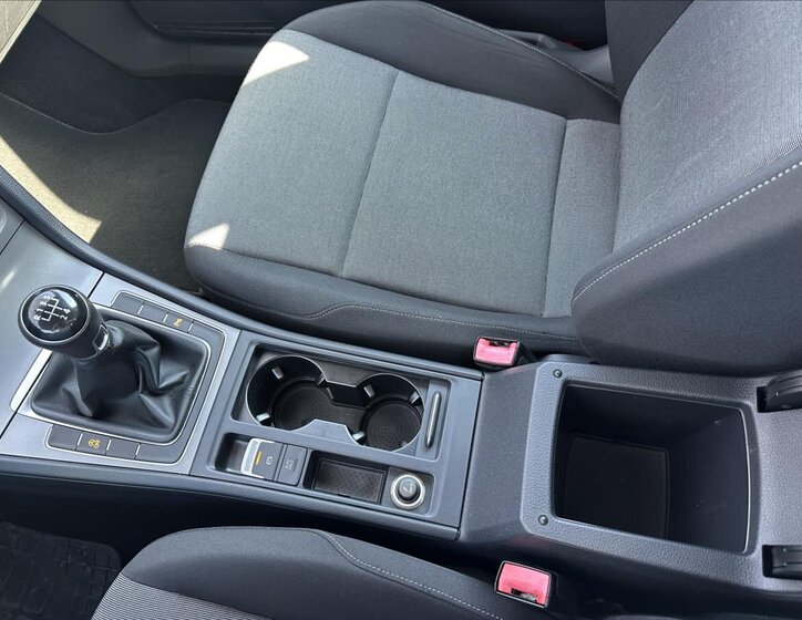 Volkswagen Golf Hatchback 1,2 l 63 kw