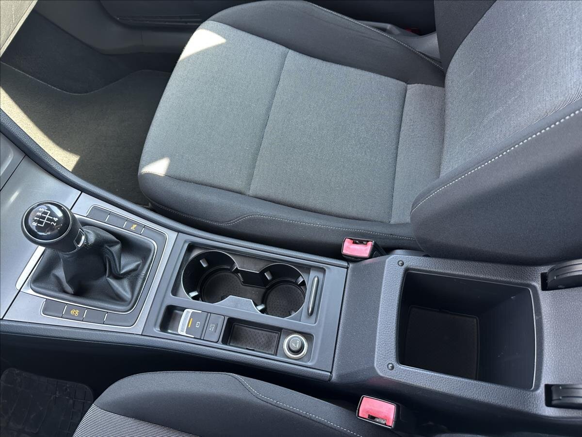 Volkswagen Golf Hatchback 1,2 l 63 kw