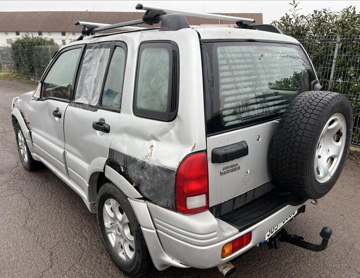 Suzuki Grand Vitara 8