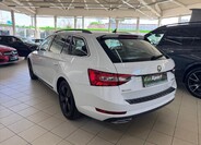 Škoda Superb 14