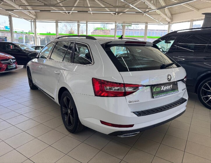 Škoda Superb 14