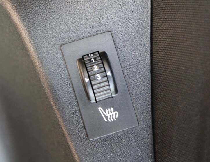 Peugeot 208 Hatchback 1,2 l 60 kw