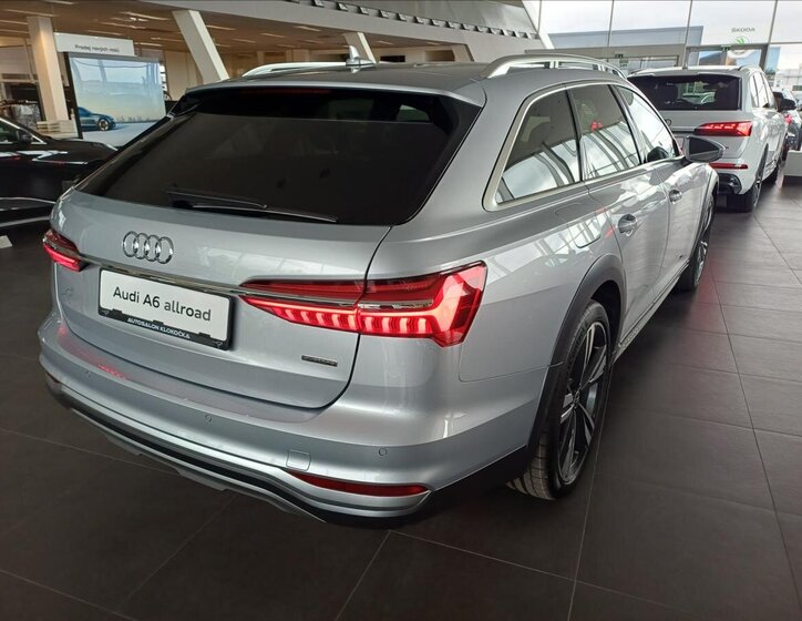 Audi A6 Allroad Kombi 3,0 l 210 kw