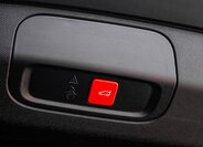 Peugeot 408 Liftback 1,6 l 132 kw