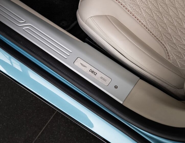 Aston Martin Ostatní Kabriolet 4,0 l 500 kw