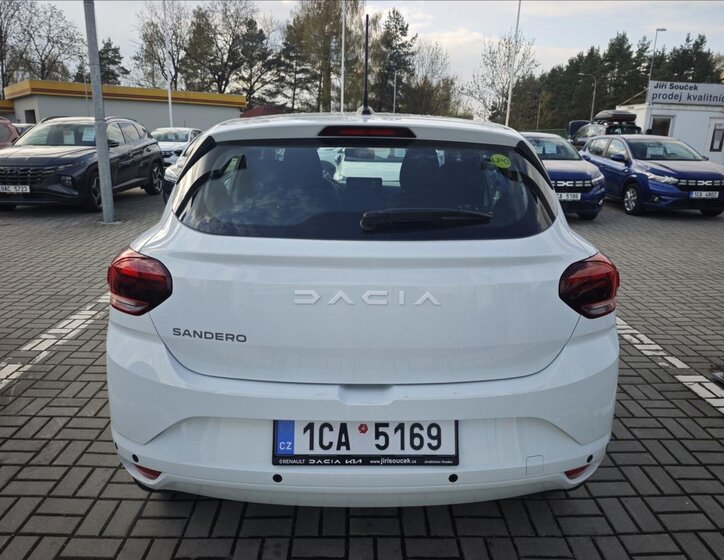 Dacia Sandero Hatchback 999,0 67 kw