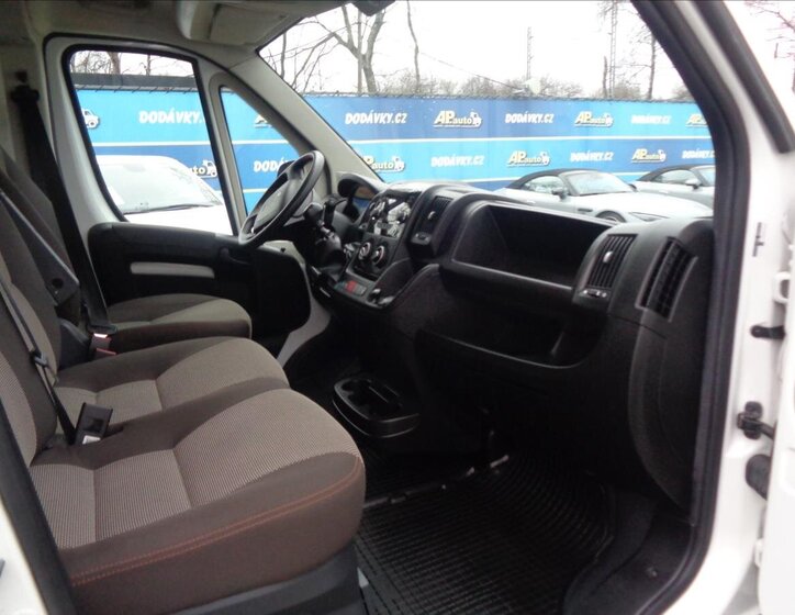 Peugeot Boxer Ostatní 2,2 l 121 kw