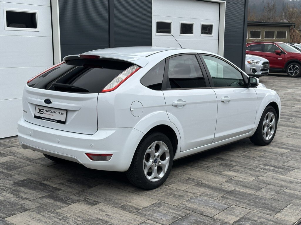 Ford Focus Hatchback 1,6 l 74 kw