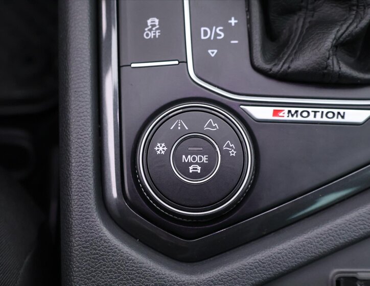 Volkswagen Tiguan SUV / Terénní 2,0 l 110 kw