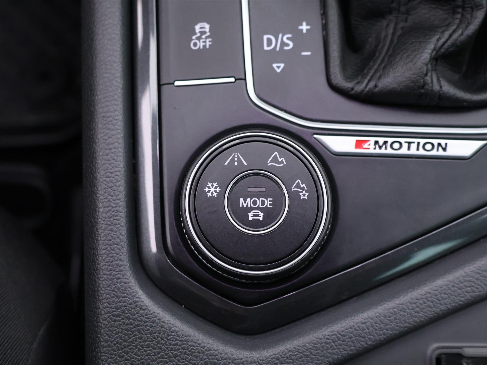 Volkswagen Tiguan SUV / Terénní 2,0 l 110 kw