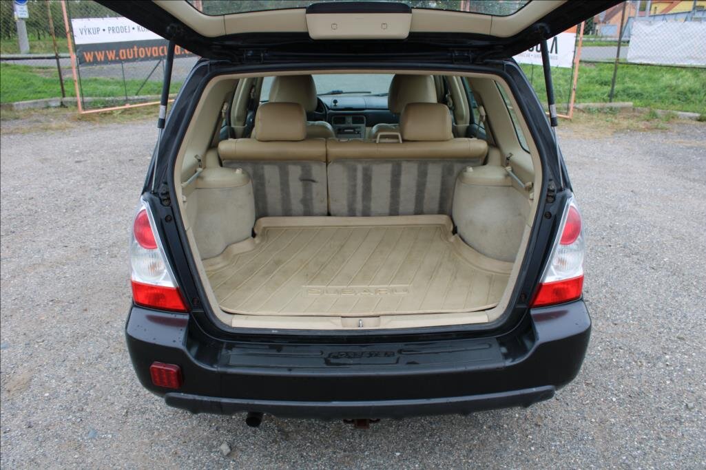 Subaru Forester Kombi 2,5 l 129 kw