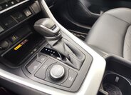 Toyota RAV4 Kombi 2,5 l 131 kw