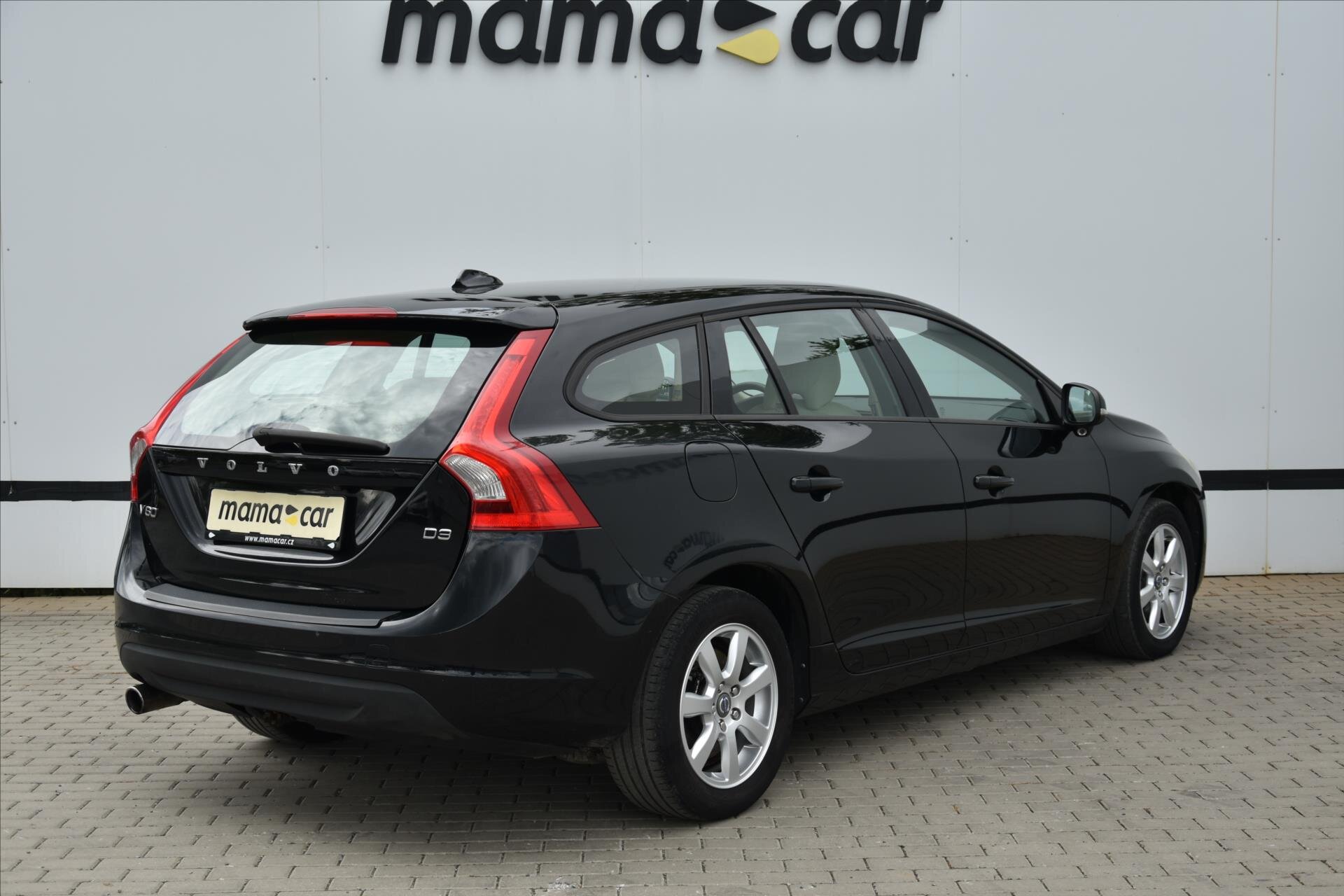 Volvo V60 Kombi 2,0 l 120 kw