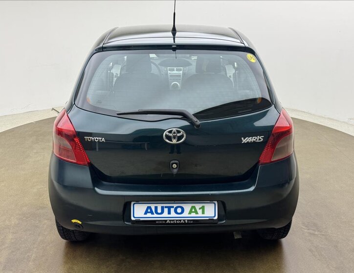 Toyota Yaris Hatchback 1,3 l 64 kw