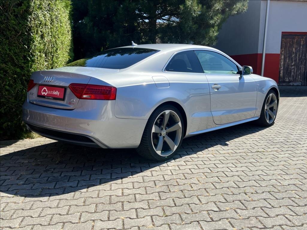 Audi A5 Kupé 2,0 l 140 kw