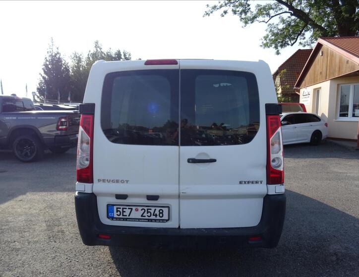 Peugeot Expert 6