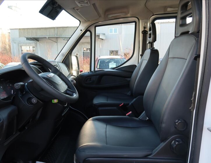 Iveco Daily Sklápěč 2,3 l 100 kw