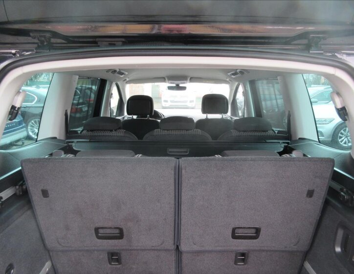 Seat Alhambra MPV 2,0 l 110 kw