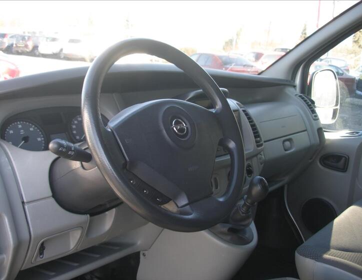 Opel Vivaro 13