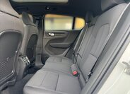 Volvo EC40 CUV 0,0 185 kw