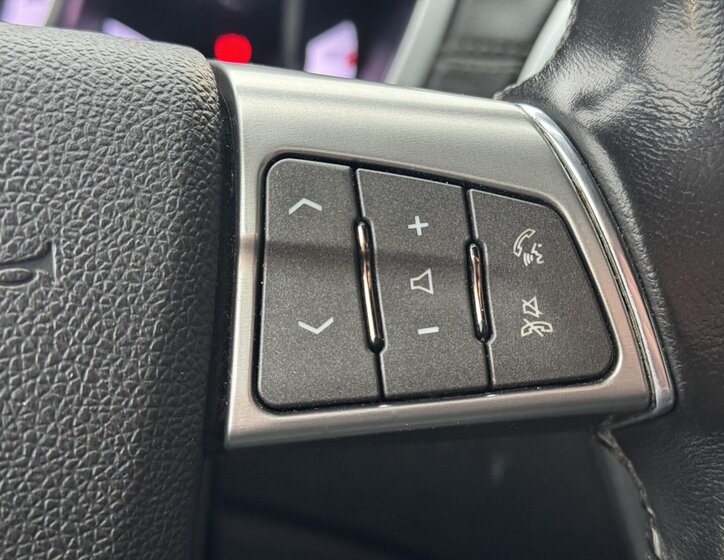 Cadillac SRX SUV 3,0 l 198 kw