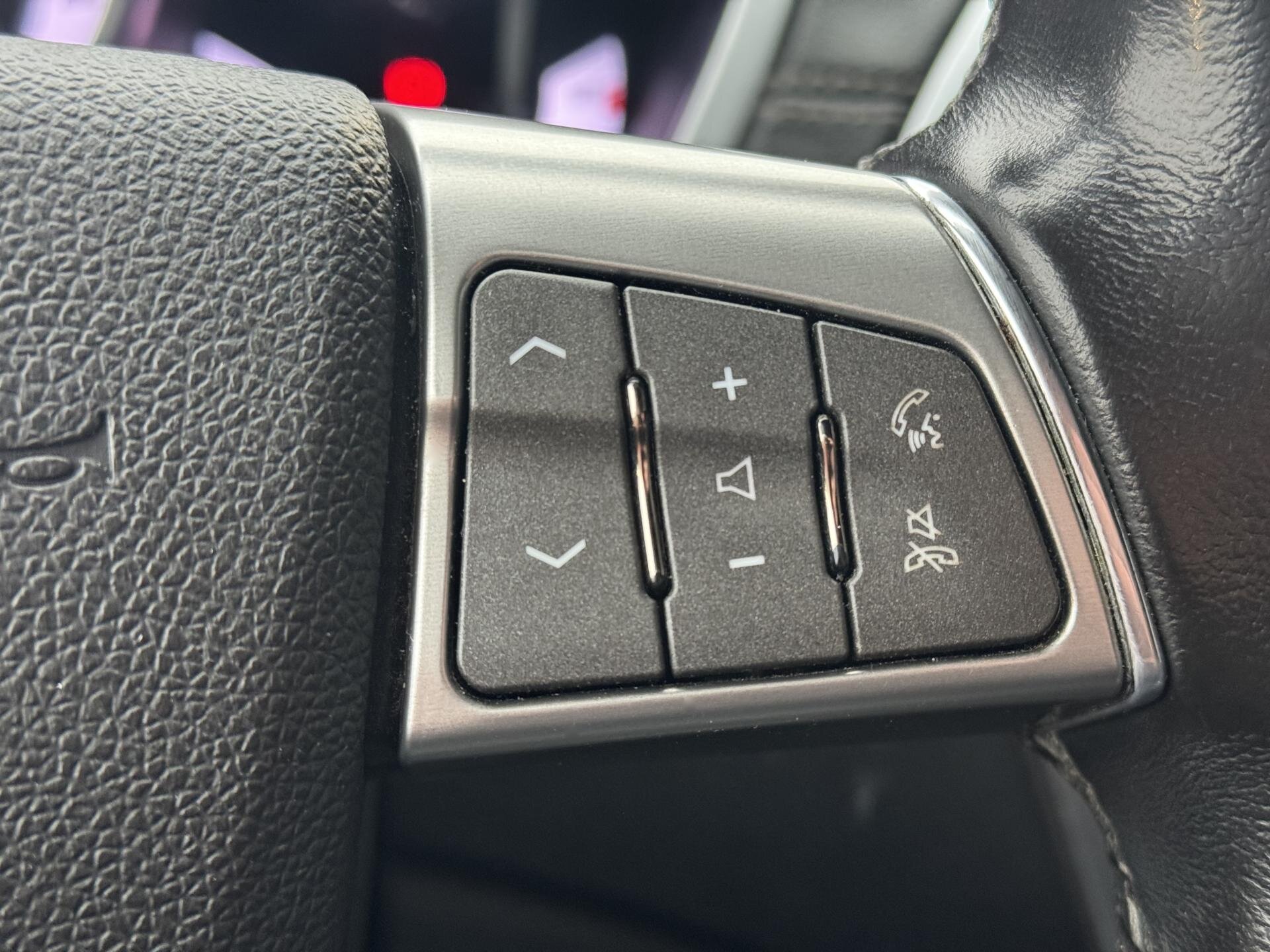 Cadillac SRX SUV 3,0 l 198 kw