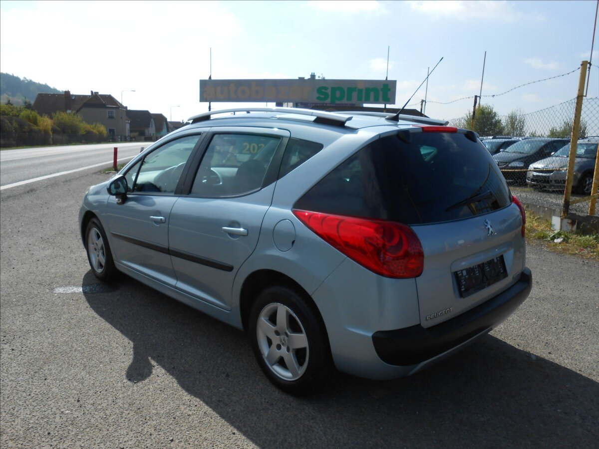 Peugeot 207 Kombi 1,4 l 54 kw