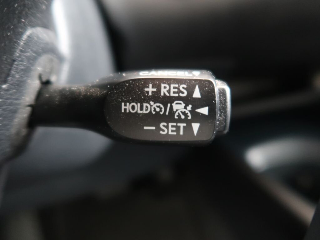 Toyota C-HR SUV / Terénní 1,8 l 72 kw