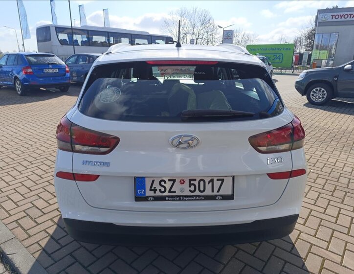 Hyundai i30 Kombi 1,4 l 73 kw