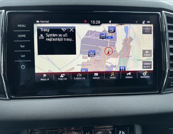 Škoda Karoq SUV / Terénní 2,0 l 140 kw