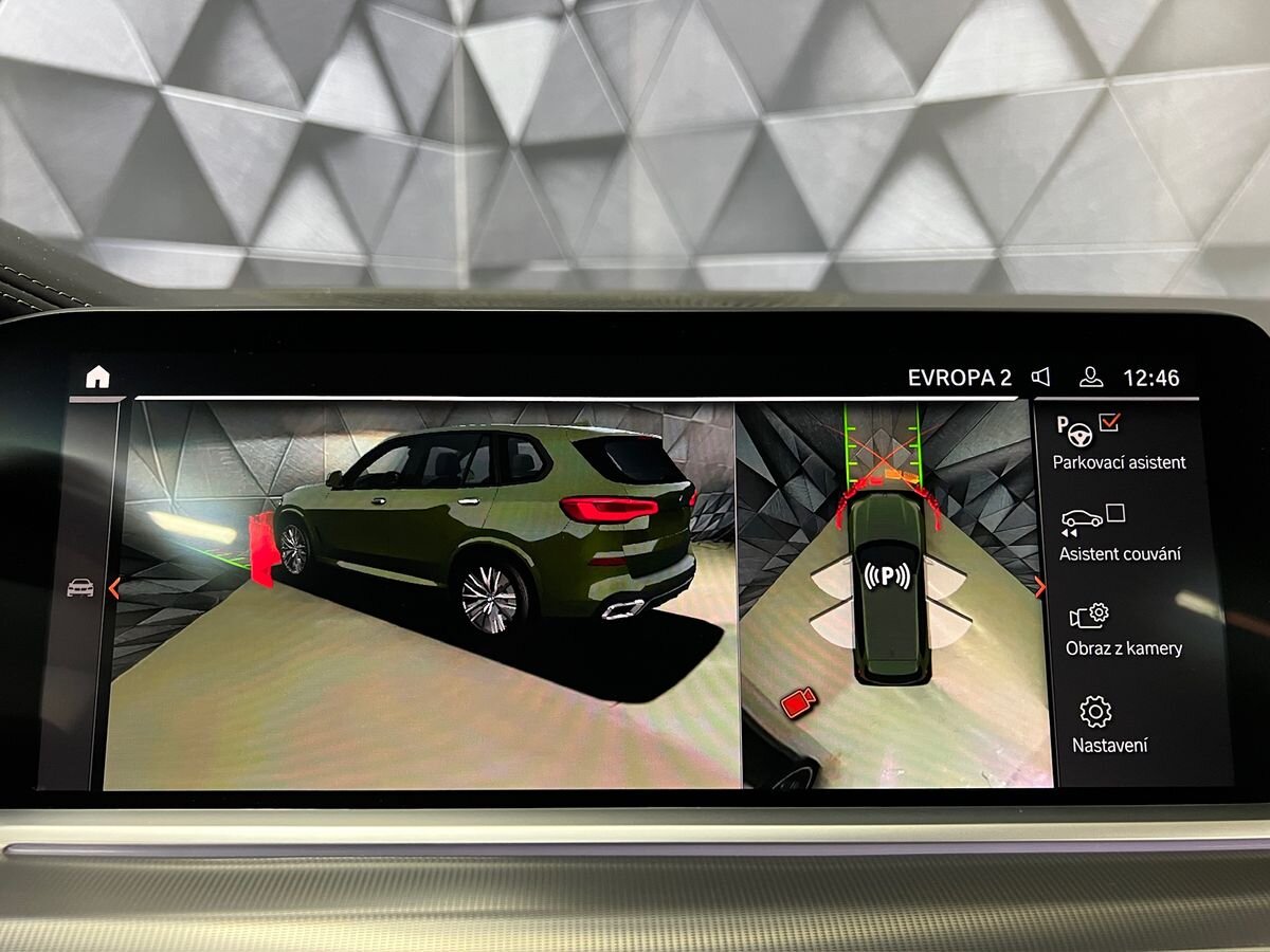 BMW X5 SUV 3,0 l 210 kw