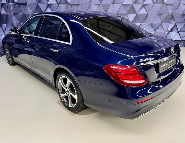 Mercedes-Benz Třídy E 5