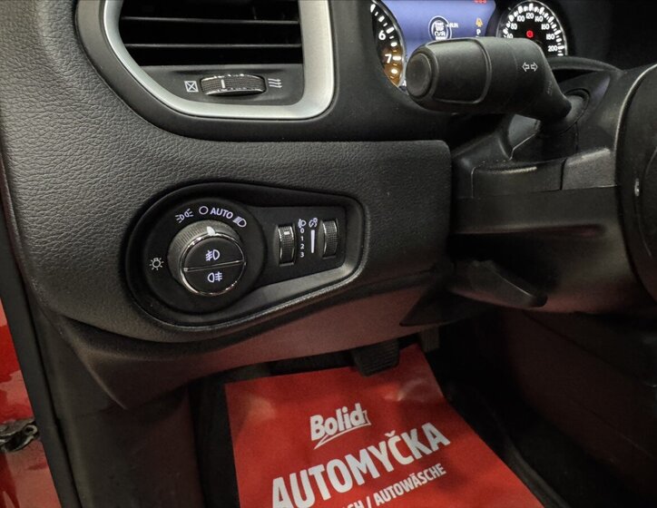 Jeep Renegade SUV 1,4 l 125 kw