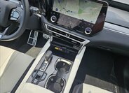 Lexus RX 500h SUV / Terénní 2,4 l 273 kw