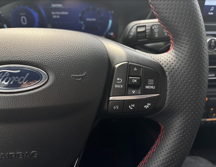 Ford Kuga SUV / Terénní 1,5 l 110 kw