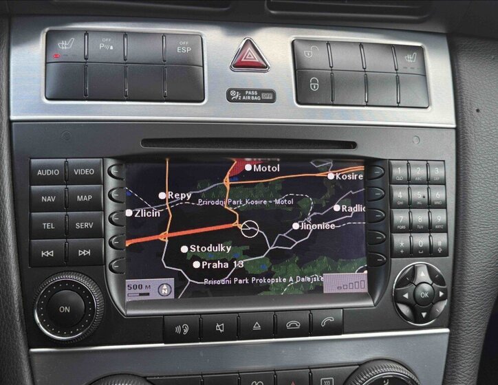 Mercedes-Benz Třídy C 12