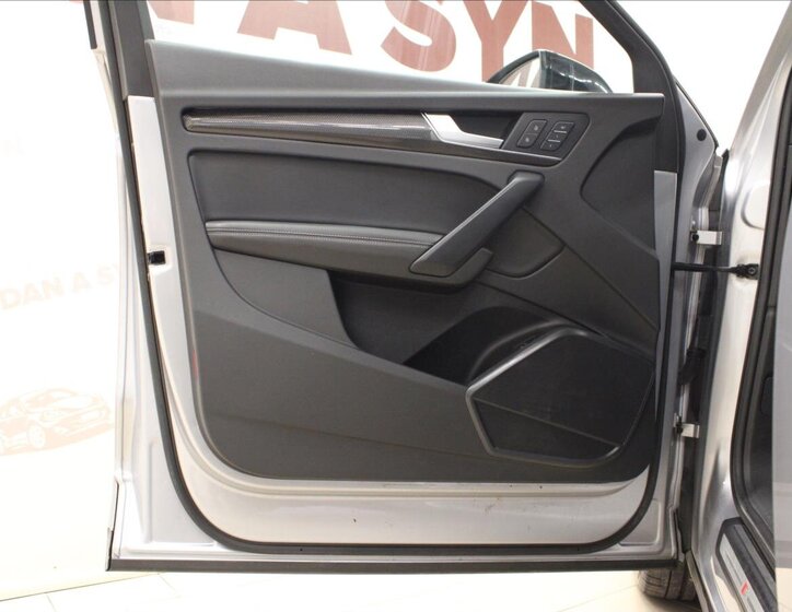 Audi SQ5 SUV / Terénní 3,0 l 251 kw