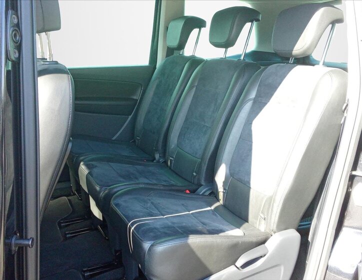 Volkswagen Sharan MPV 2,0 l 103 kw