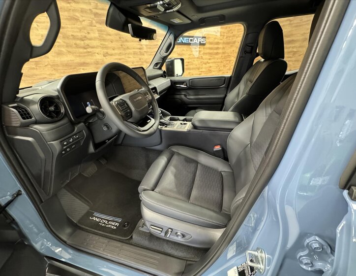 Toyota Land Cruiser SUV 2,8 l 151 kw