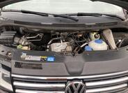 Volkswagen Multivan 28