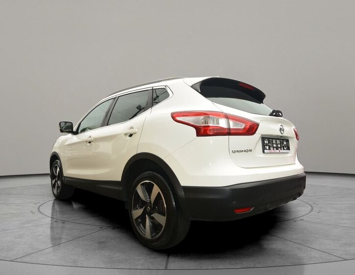 Nissan Qashqai SUV / Terénní 1,2 l 85 kw