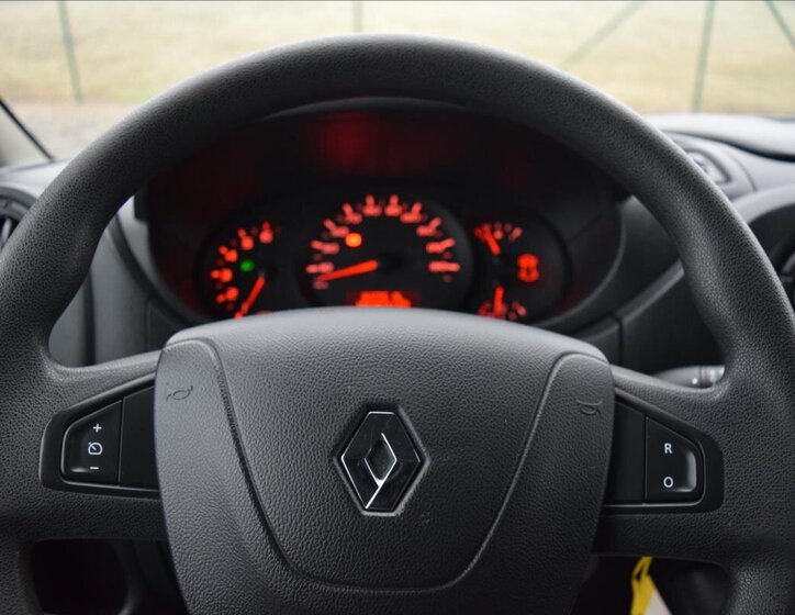 Renault Master 37