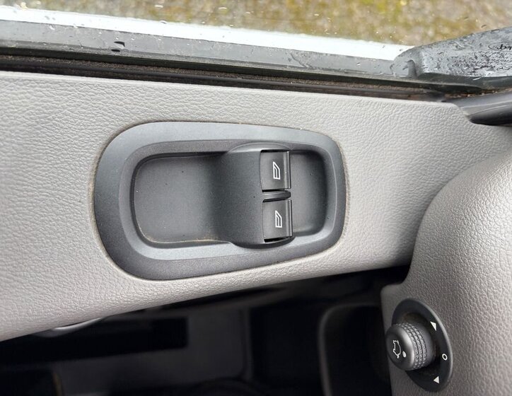 Ford Transit Skříň 2,0 l 79 kw